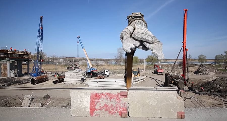 Демонтаж моста в СПб